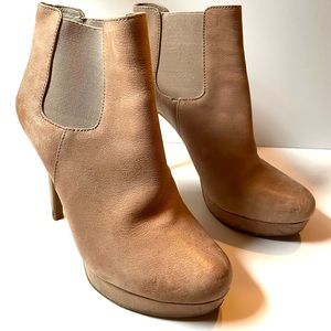 Gianni Bini ankle bootie
